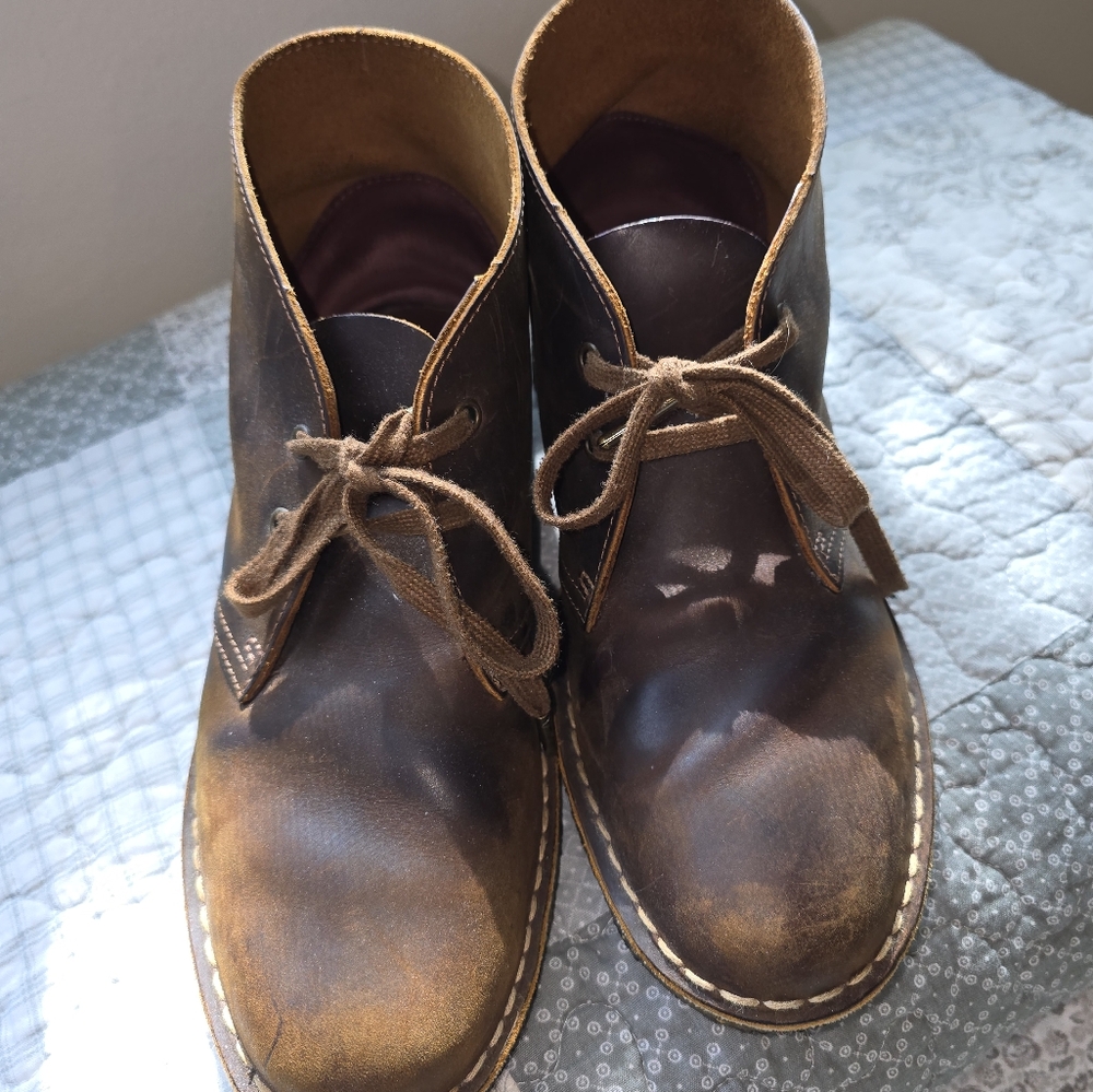 Clarks Desert  ankle Boots women's size 10